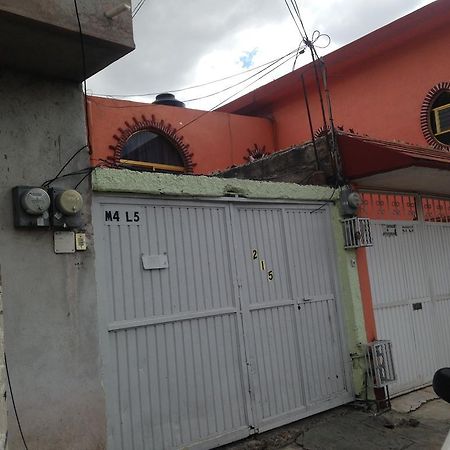 Hostal Makea Pachuca Eksteriør bilde